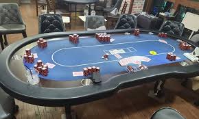 홀덤, 장기적으로 수익을 내는 것이 가능할까?