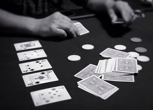 홀덤 암시적 오즈(Implied Odds)는 무엇인가요?