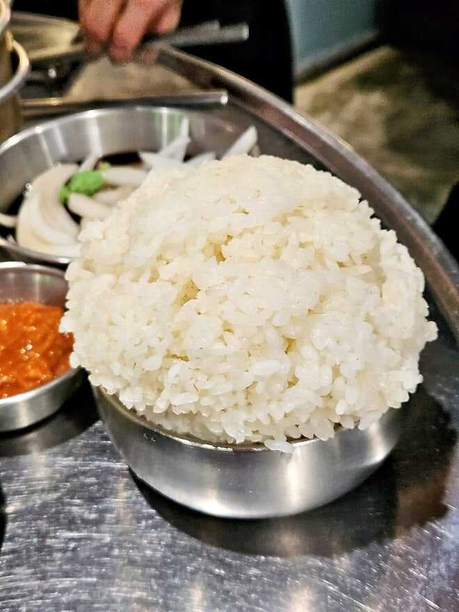 요즘-식당-공기밥-근황-ㅎㄷㄷㄷㄷㄷ