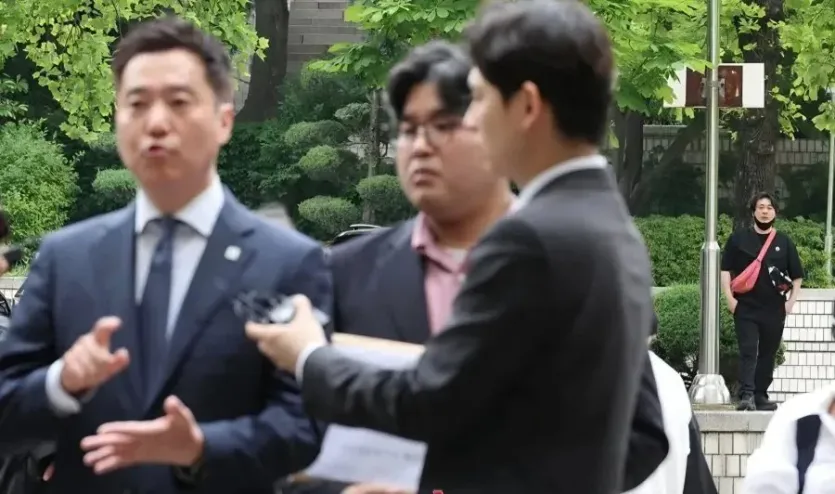 26년-올해의-사진-1등-후보