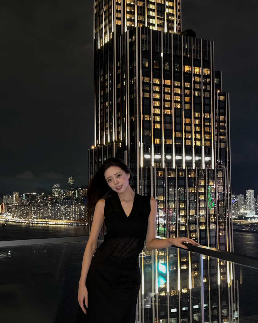 홍콩-야경보다-빛나는-유나-ㅎㄷㄷㄷㄷㄷ